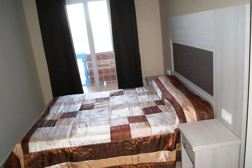 Hotel Dona Luisa San Luis de Sabinillas