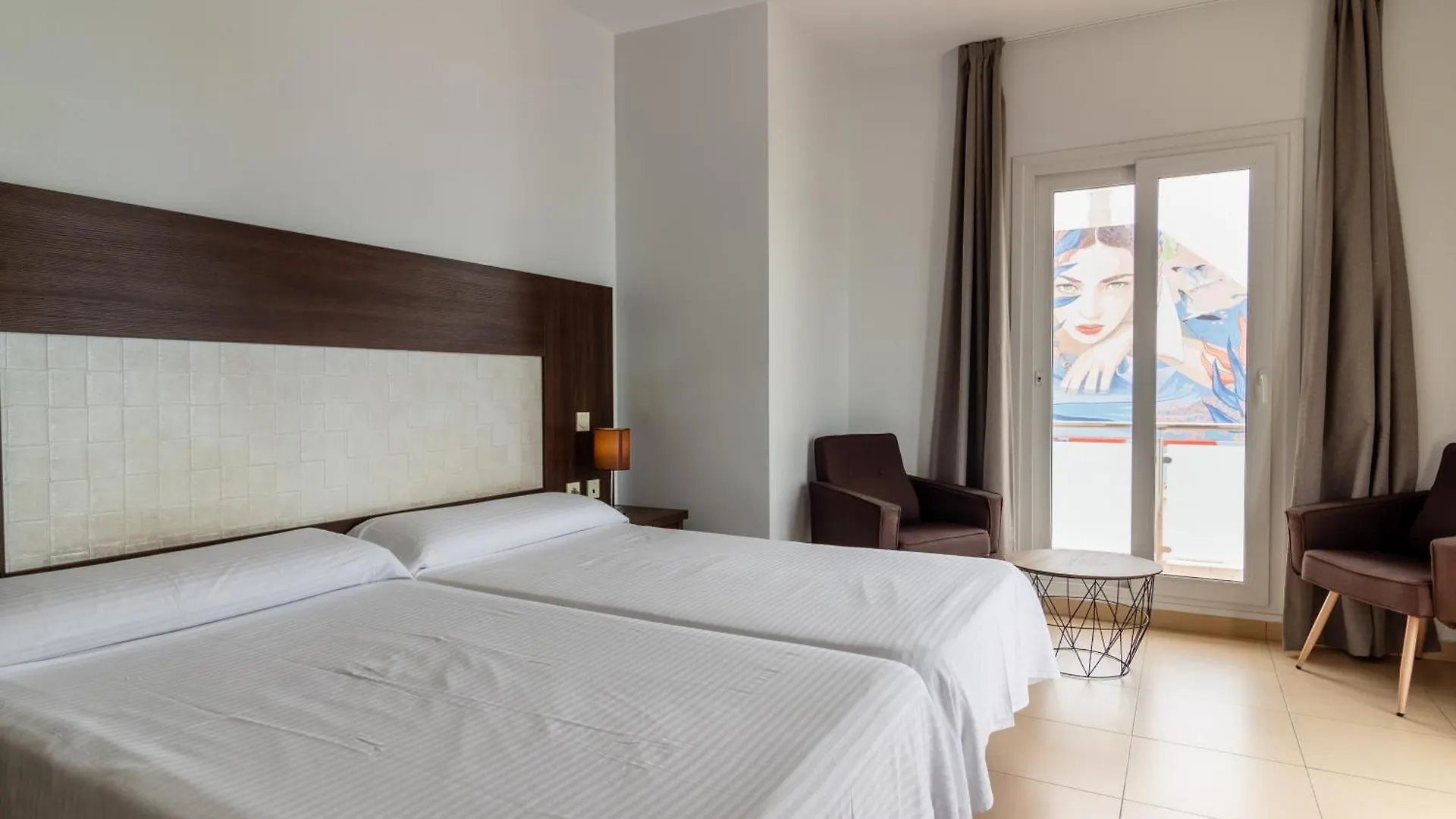 Hotel Dona Luisa San Luis de Sabinillas